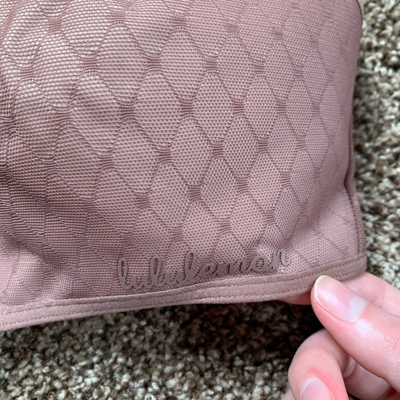 NWT Lululemon Like Nothing Bra *Lace - Picture 6 of 8